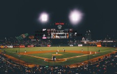 saba体育-小法罕见震怒！科莫惨败拉齐奥引更衣室风暴，怒斥球员表现，这样踢赢不了！